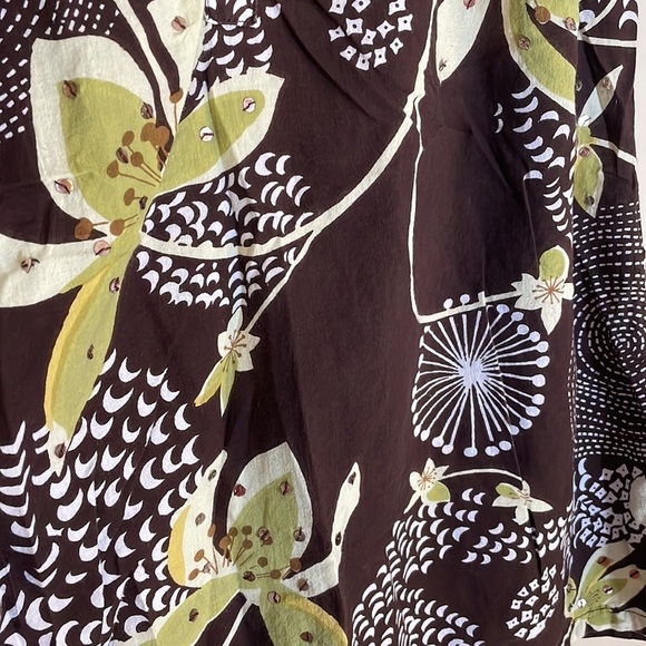 2/$10 Jennifer & Grace Top - Picture 2 of 5